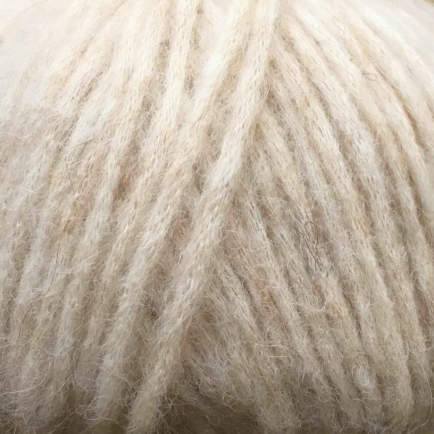 Sunday Sweater u. mohair - Strikkekit (Garn + Opskrift)