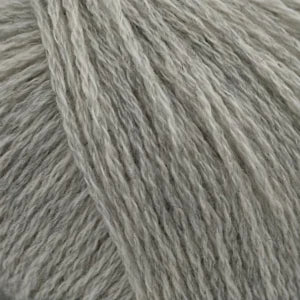 Sophie Scarf - Strikkekit med garnalternativ (Garn + Opskrift)