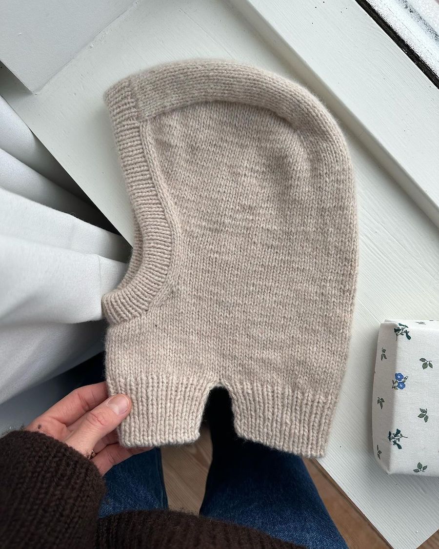 Everyday Balaclava - PetiteKnit Opskrift