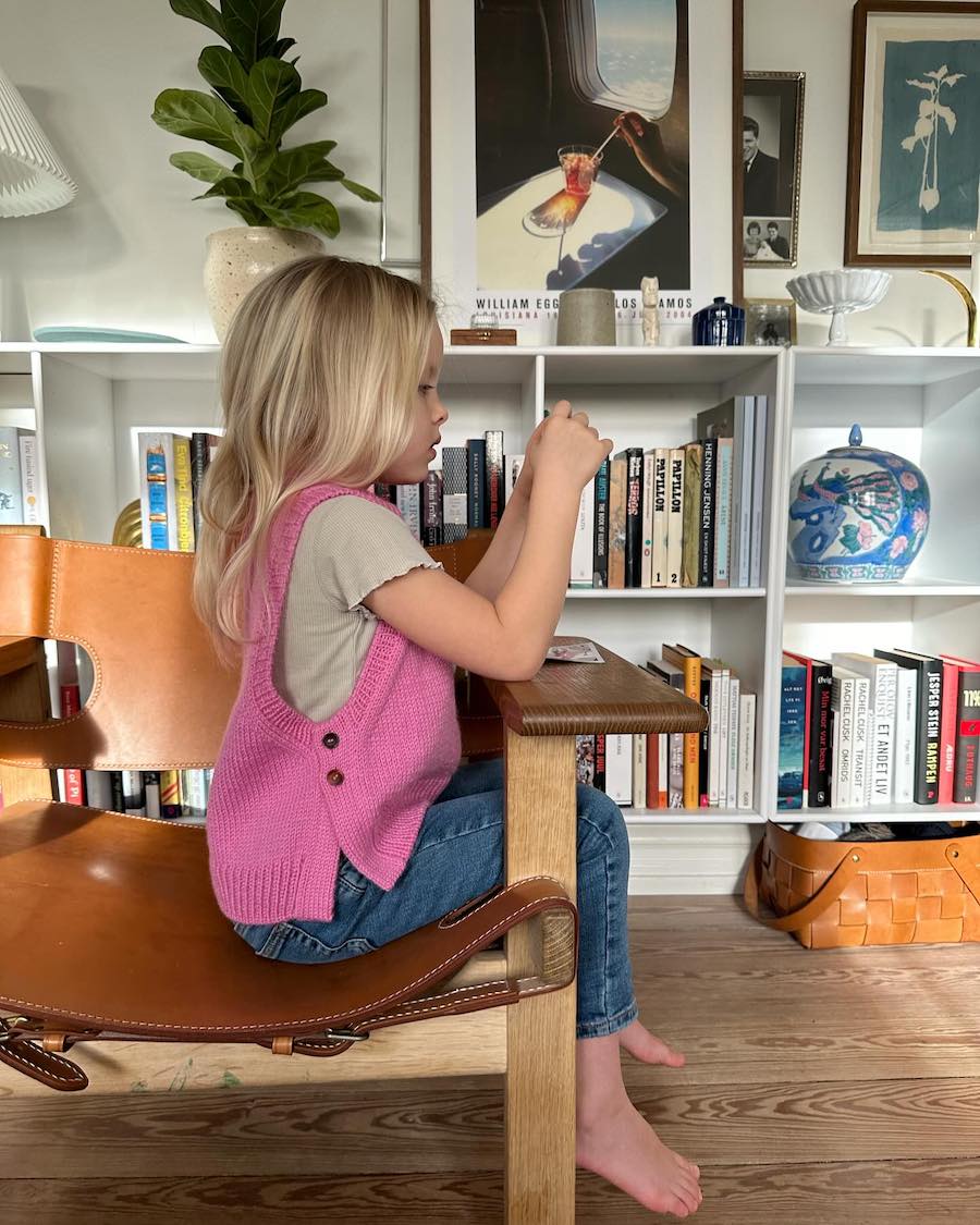 Lulu Slipover Junior - PetiteKnit Opskrift