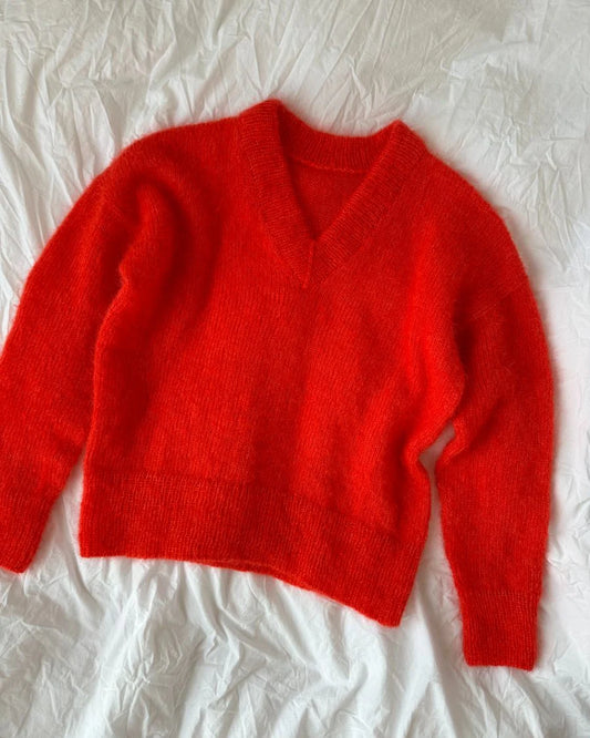Stockholm Sweater V-neck - PetiteKnit Opskrift