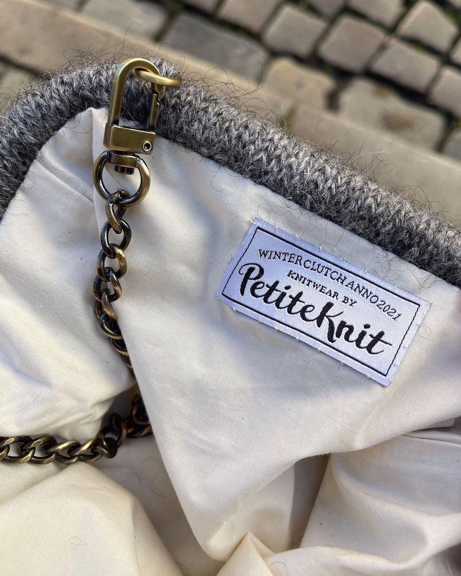 Winter Clutch - PetiteKnit Opskrift