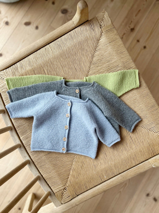 Lun Heddyjakke - Strikkekit (Garn + Opskrift)