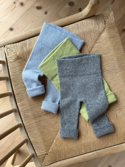 Lun Willybukse - Strikkekit (Garn + Opskrift)