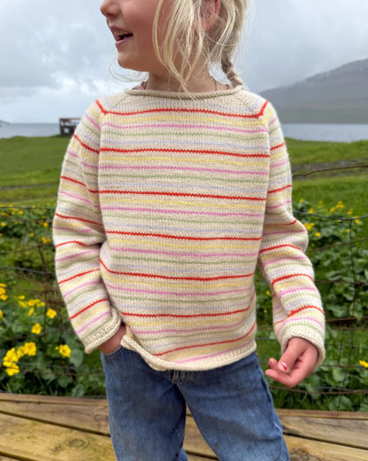 Frankie Sweater Junior - PetiteKnit Opskrift
