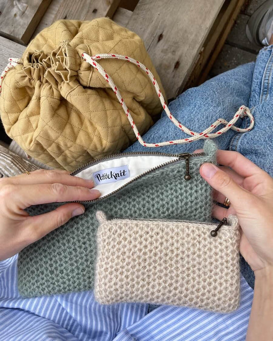 Honey Purse - PetiteKnit Opskrift