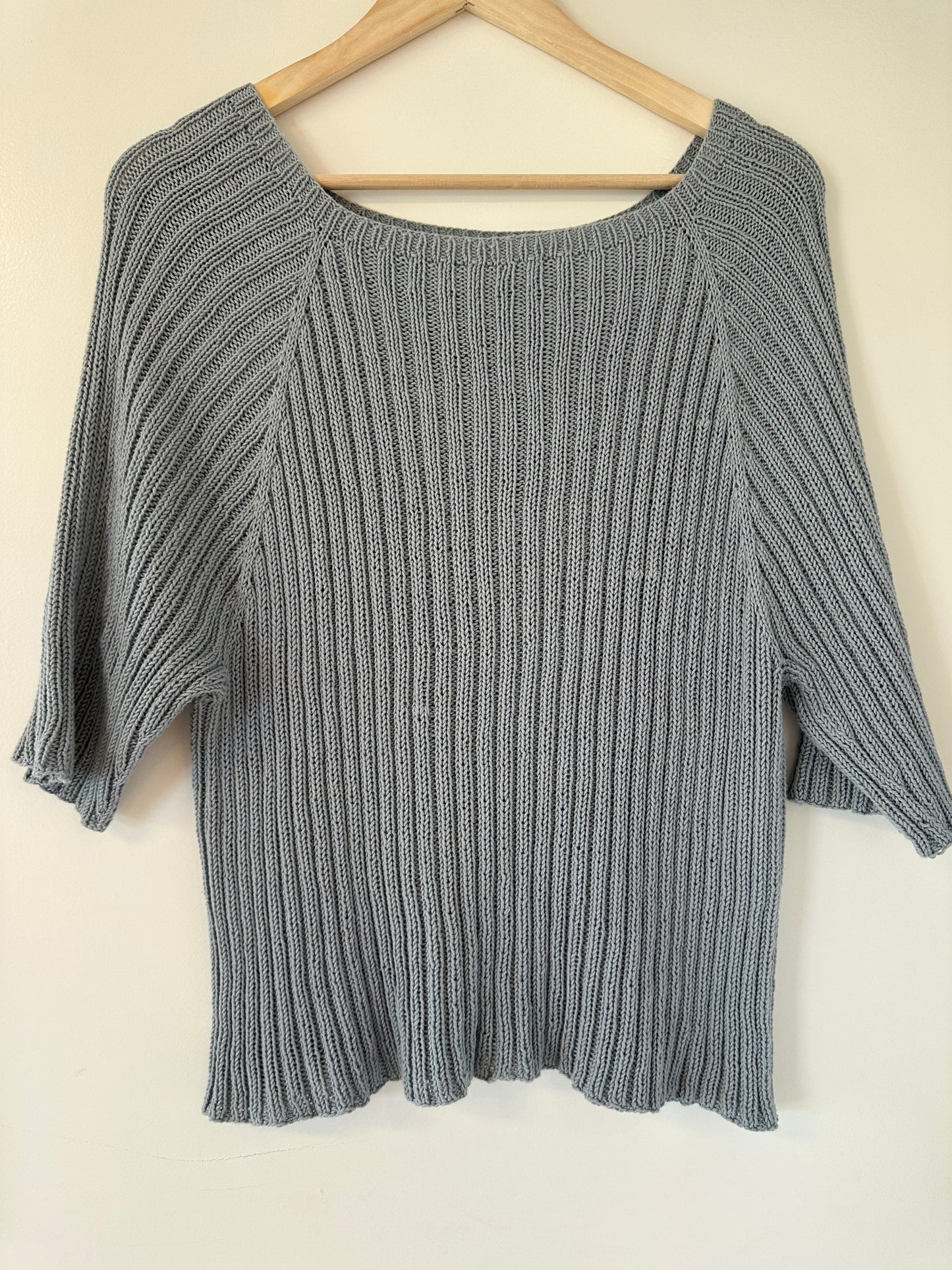 Opstrikket model - Rib Tee