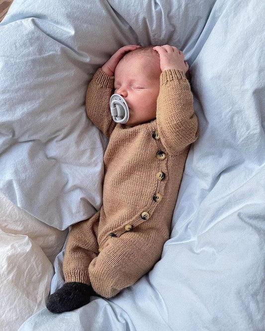 Monday Suit - PetiteKnit Opskrift