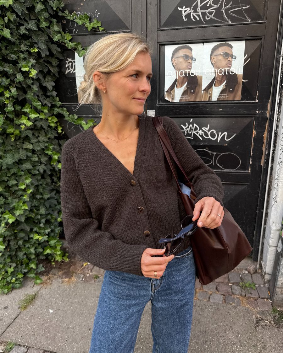 Champagne Cardigan - PetiteKnit Opskrift