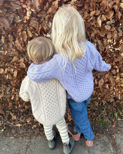 Dagmar Sweater Junior - PetiteKnit Opskrift