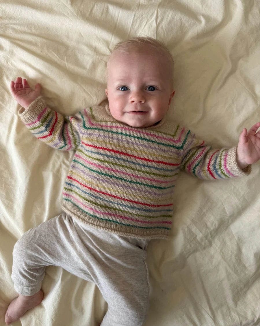 Frankie Sweater Baby - PetiteKnit Opskrift