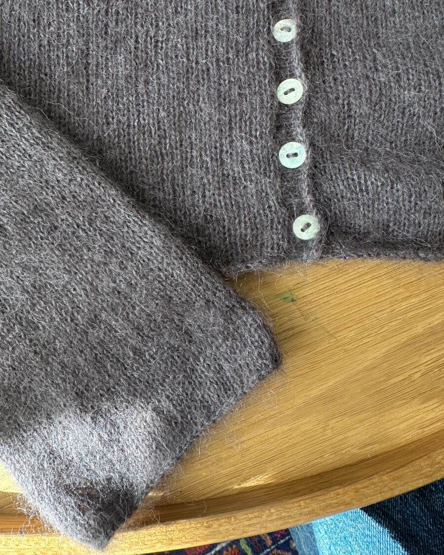 Ivy Cardigan - PetiteKnit Opskrift