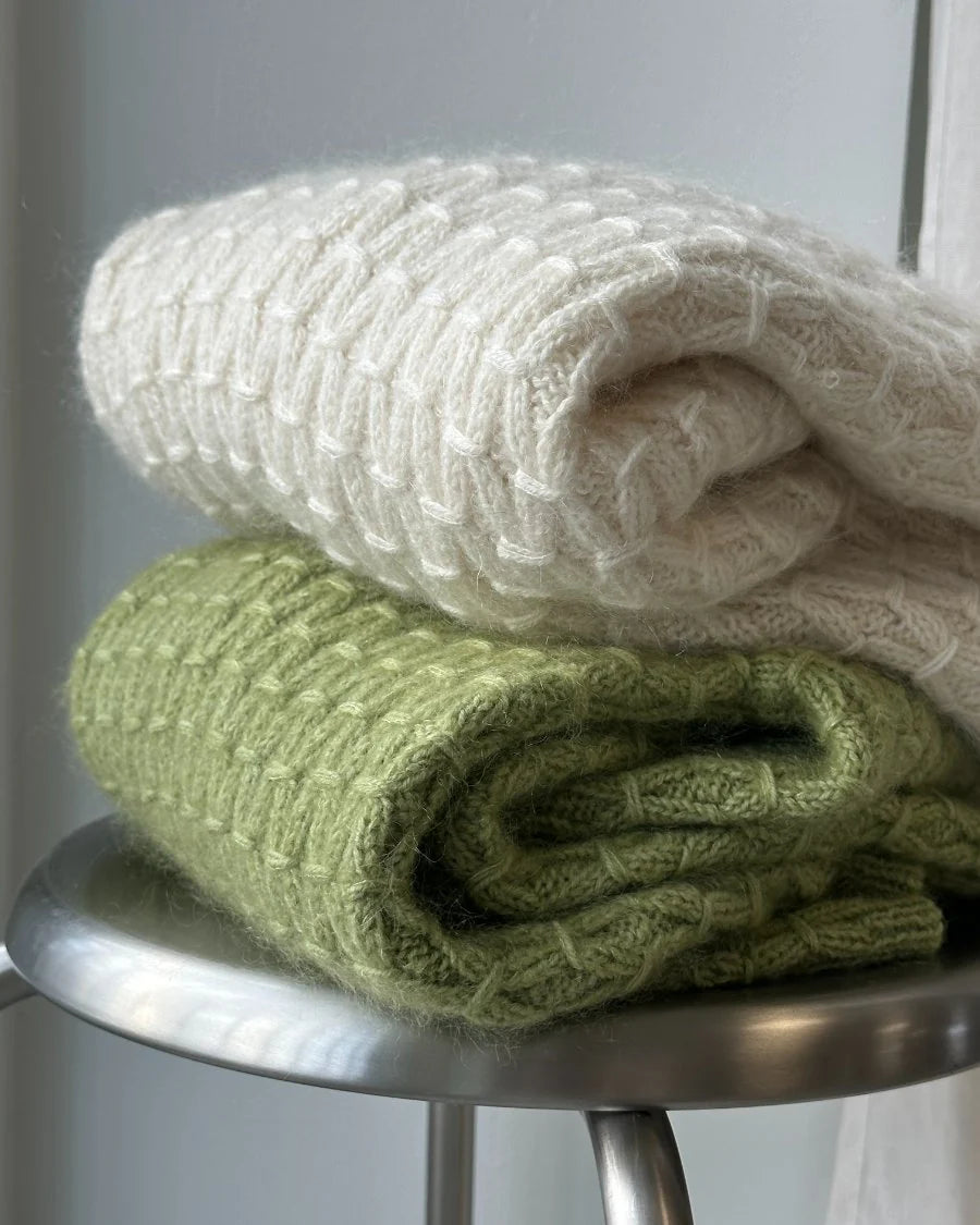 Jenny Blouse - PetiteKnit Opskrift