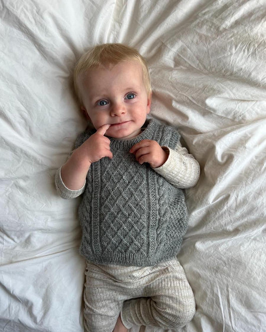 Moby Slipover Baby - Strikkekit