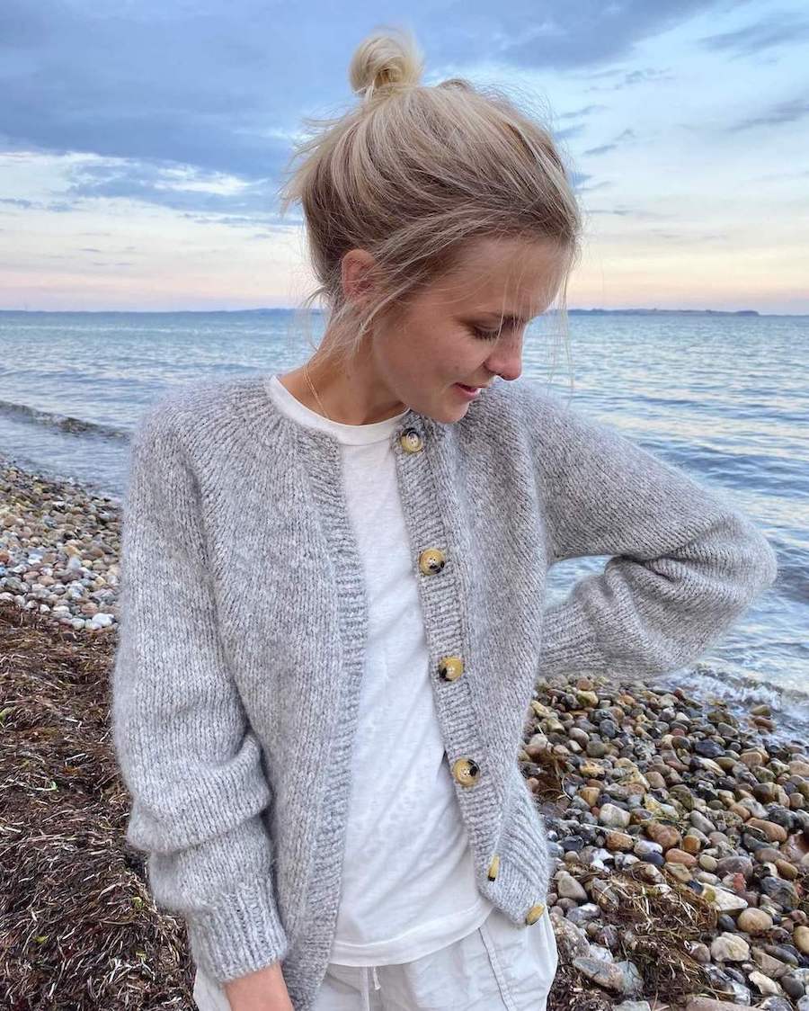 Novice Cardigan Chunky Edition - PetiteKnit Opskrift