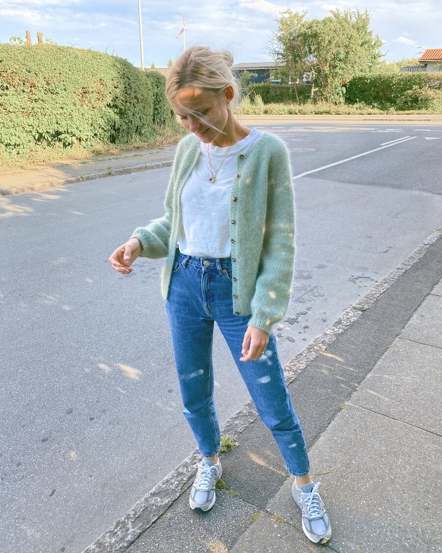 Novice Cardigan Mohair Edition - PetiteKnit Opskrift